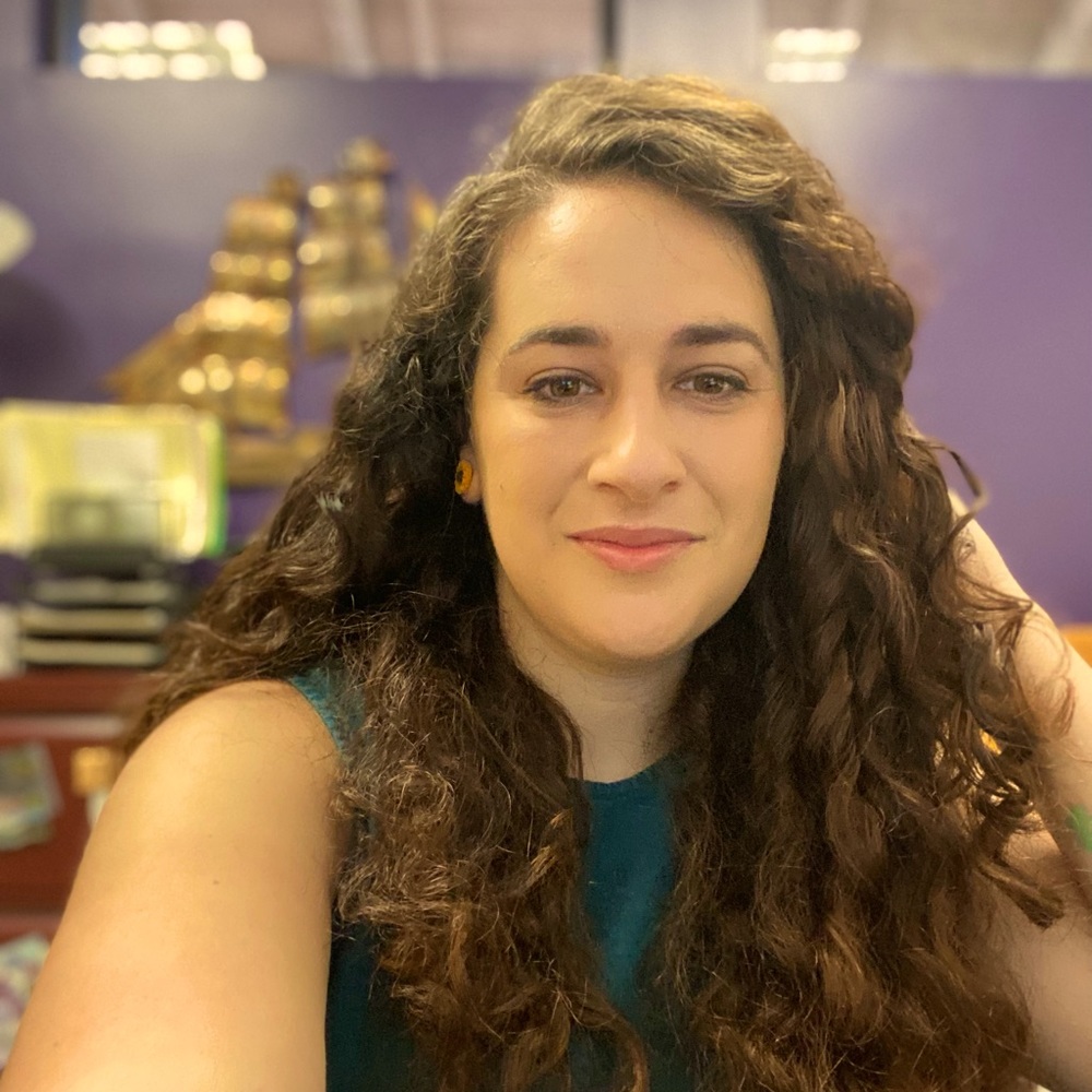 Meet your Posher, Naomi
